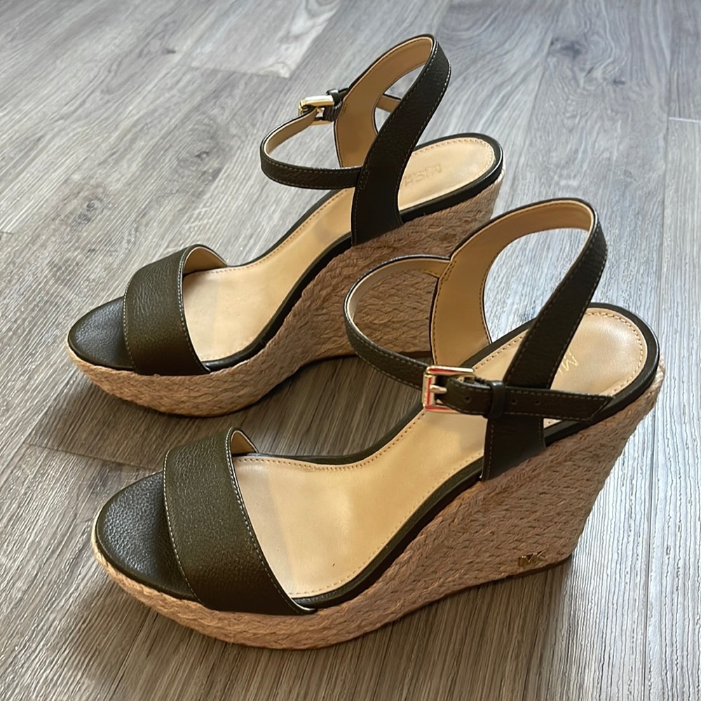 MK Michael Kors Green Platform Wedges 7.5
